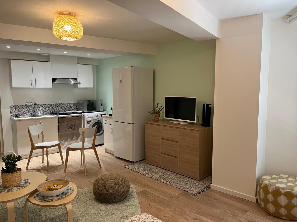 Studio Hyeres -Rue Pietonne Climatisation Lit 160 Tout Equipe - Sabrina מראה חיצוני תמונה